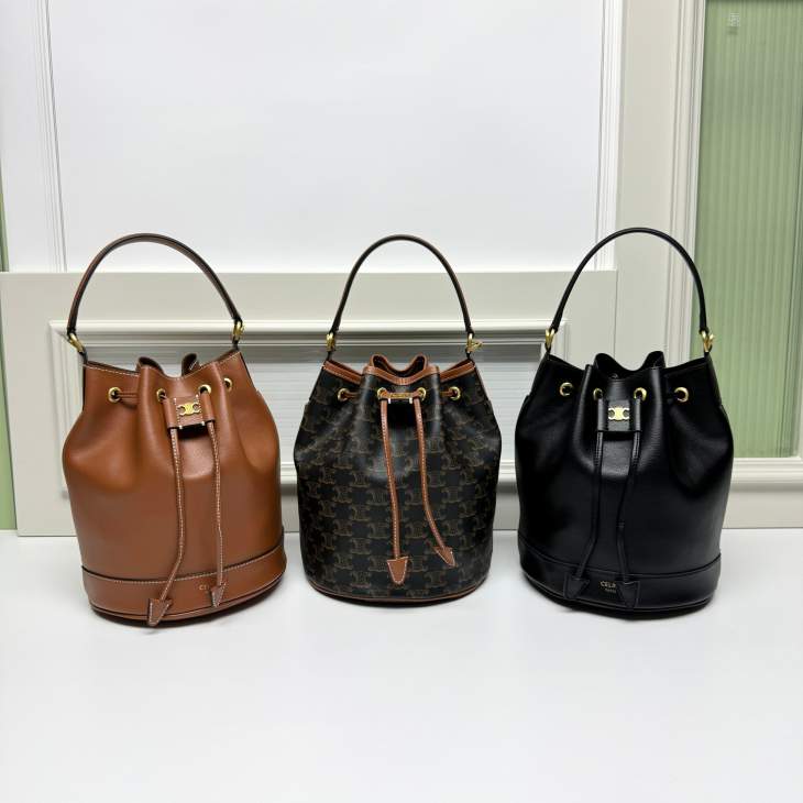 Picture of Celine Handbags _SKUfw225667111fw